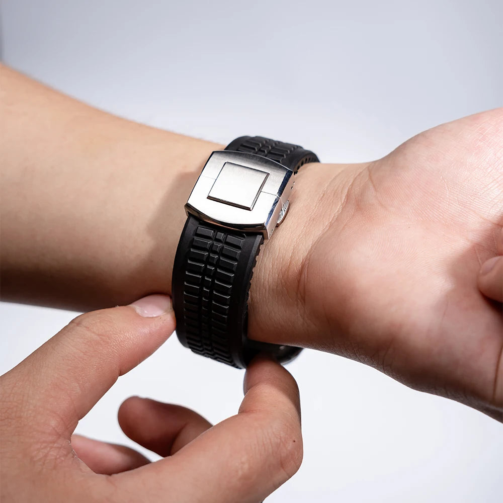 FlareFlex Silicone Strap for Apple Watch